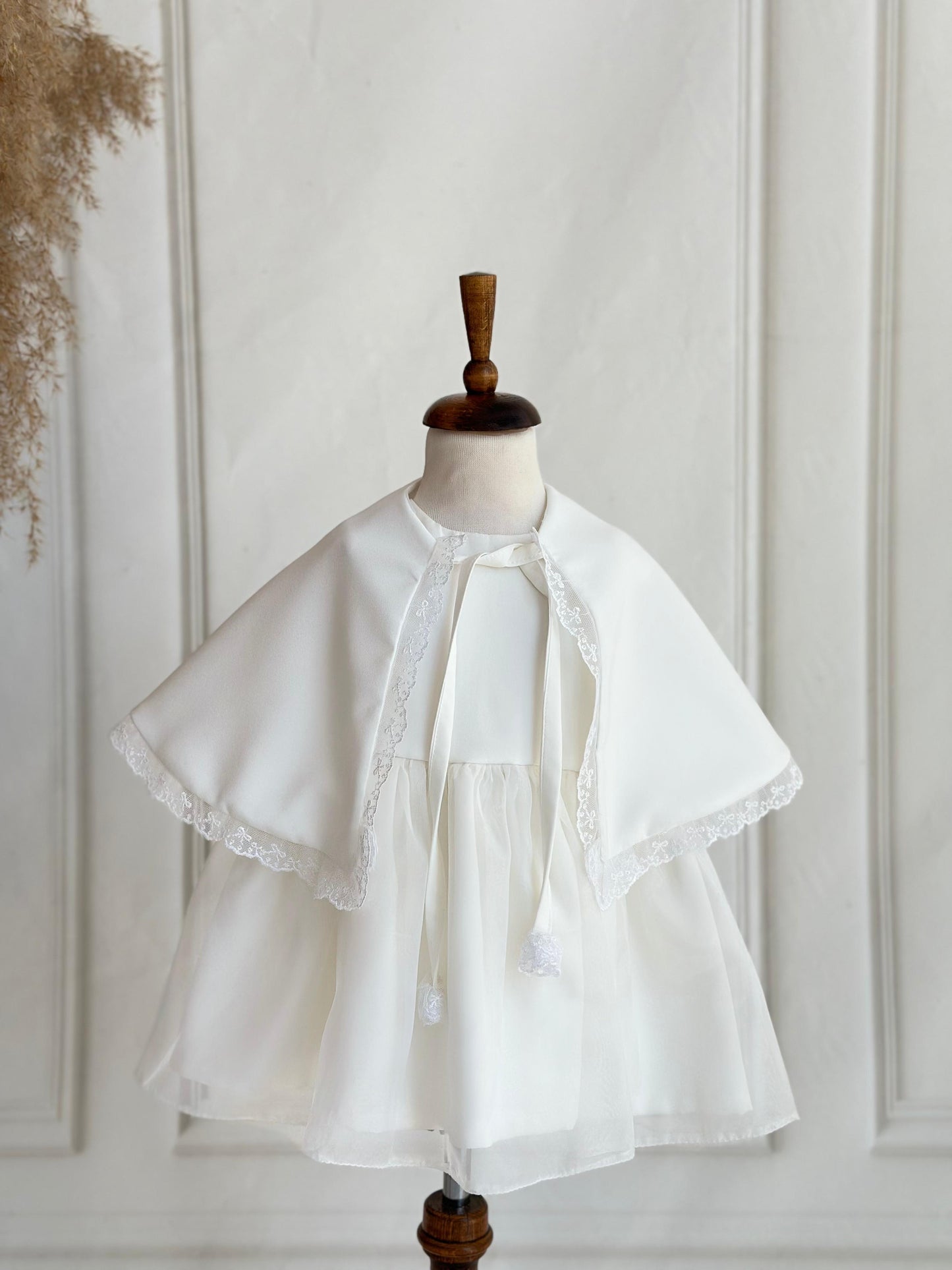 Crepe Fabric Cape Party Dress - White