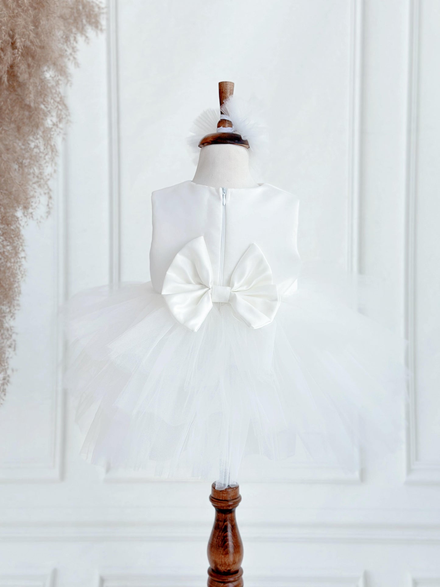 White Heart Sequin Detachable Train Party Dress - White