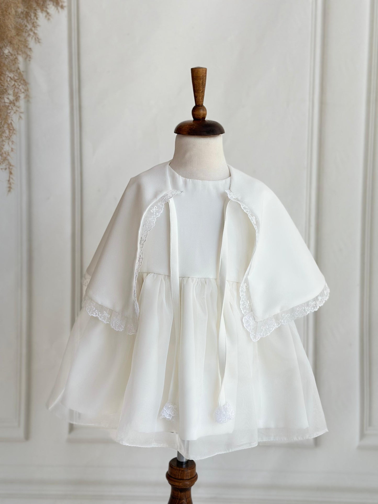 Crepe Fabric Cape Party Dress - White