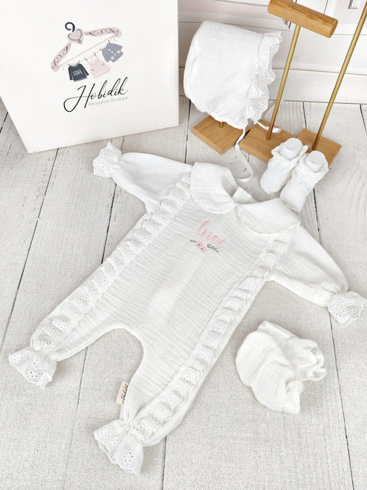 White Muslin Newborn Baby Girl Outfit Set – 4-Piece Embroidered Romper, Bonnet, Mittens & Booties | Lace Trim | Perfect for Coming Home or Baby Shower Gift