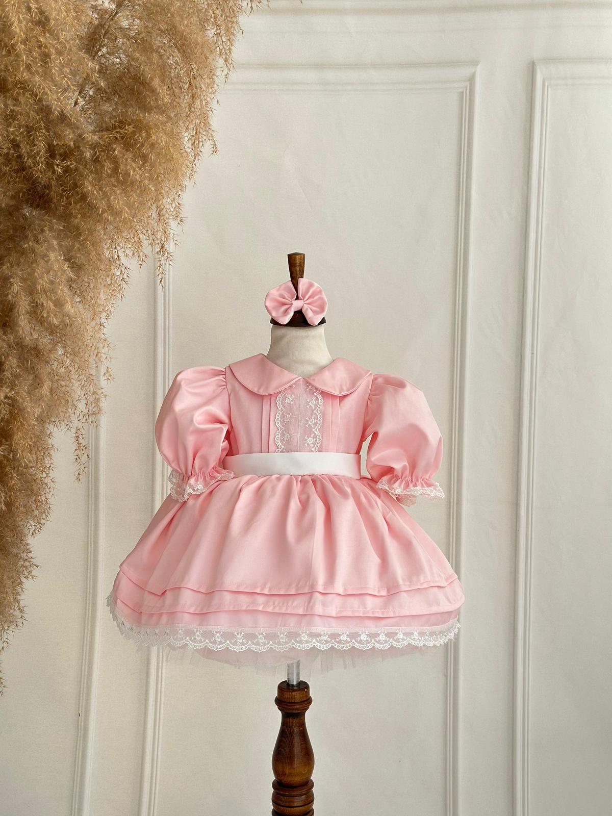 Vintage-Inspired Baby Girl Pink Puff Sleeve Dress with Lace Trim and Bow