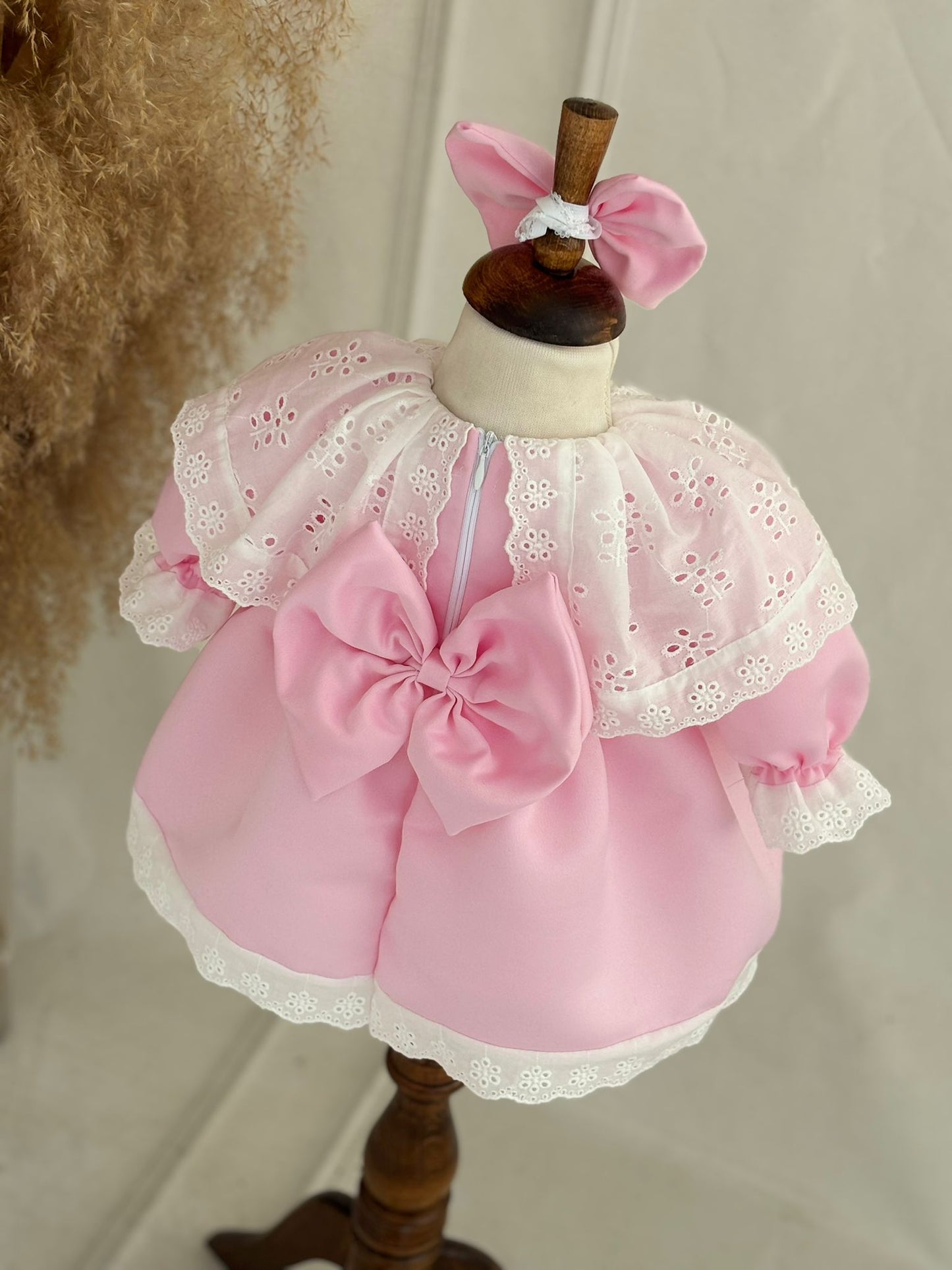 Pink Lace Embroidered Party Dress for Girls – Puff Sleeves & Bow Detail