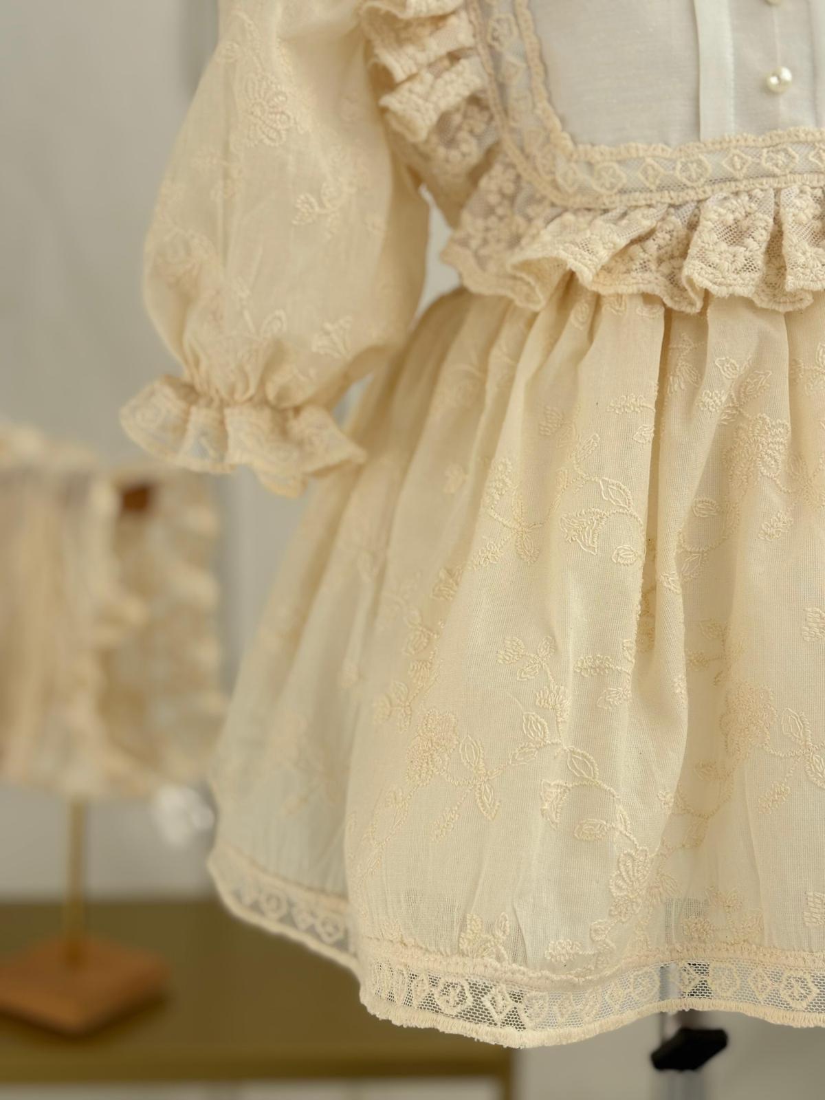 Vintage Lace Baby Girl Dress with Bonnet & Bow | Cream Puff Sleeve Outfit for Special Occasions